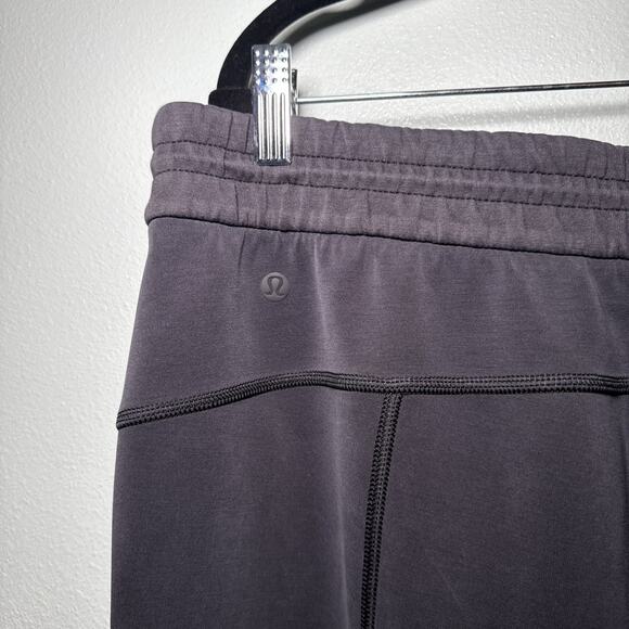 Lululemon Women Pants 14 Black Softstreme High Rise Cropped Logo 23" Inseam - Picture 4 of 5